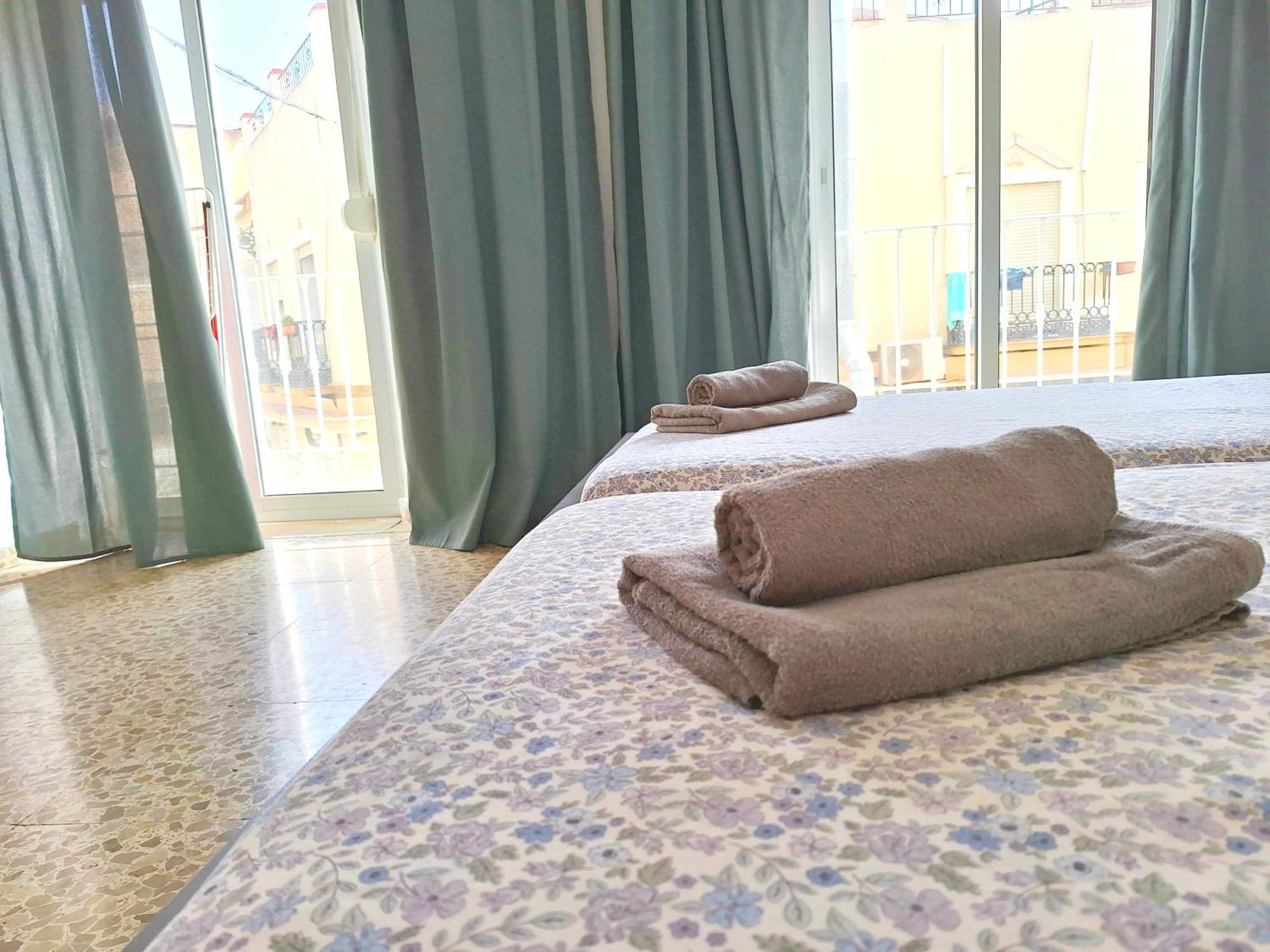 Sunny Malaga Centre Flats, 2 Options, With Balcony Or Terrace Apartman Kültér fotó